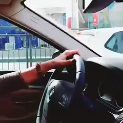 Ebru Yaşar istemem sevgilim yüzüme gülme eğerki sonunda ağlatacaksan