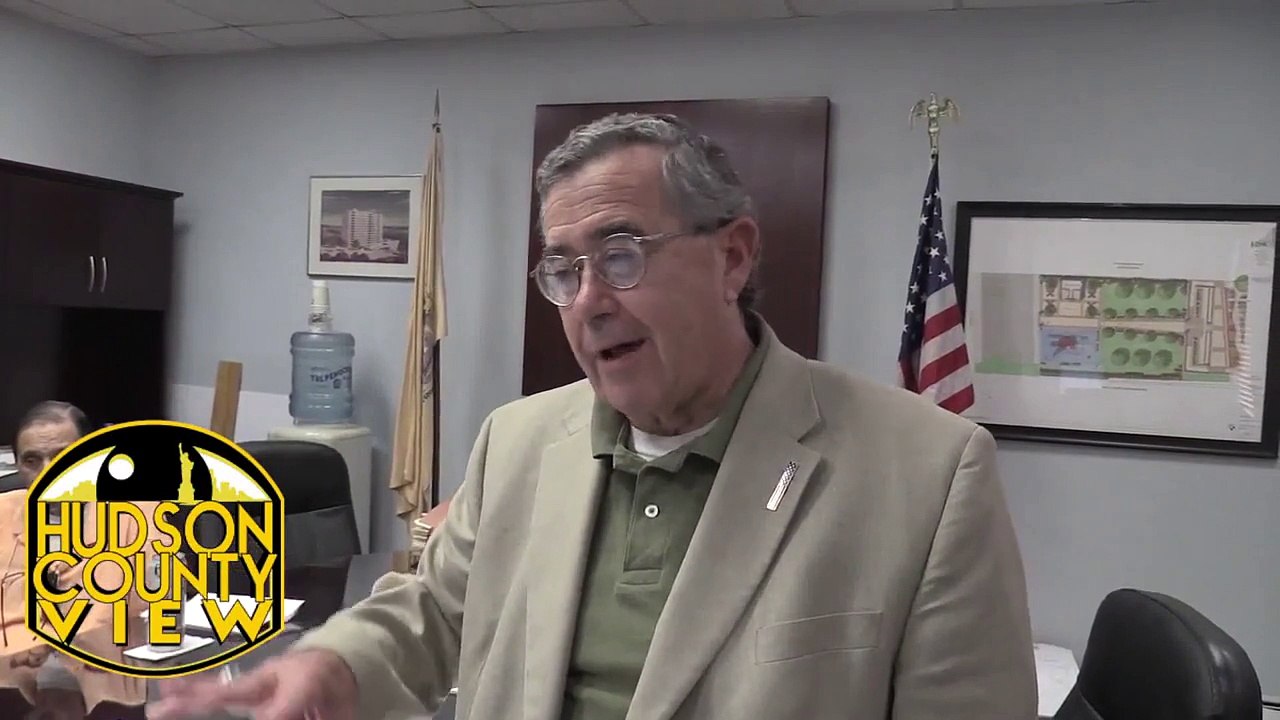 Guttenberg-Mayor-Drasheff-explains-$20M-schoo