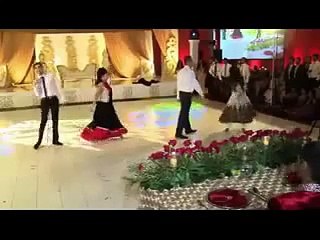 ''Pakistani Wedding'' ROMANTIC Couples Dance