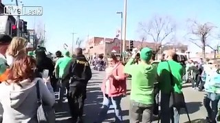 Kansas City COPS doing the ELECTRIC SLIDE on the street...