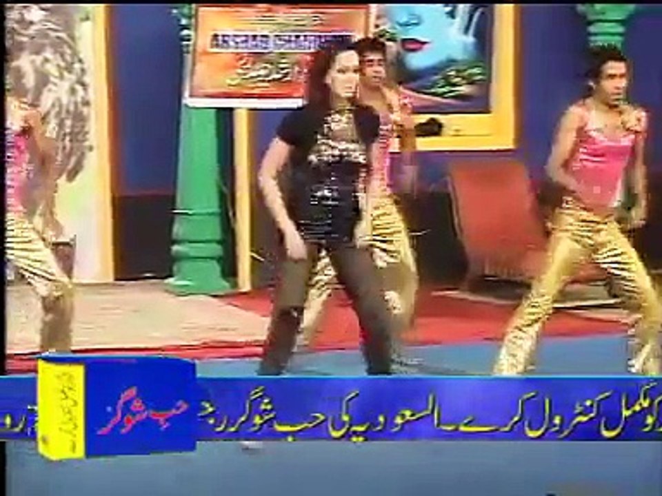 Deedar's HOT HOT Mujra