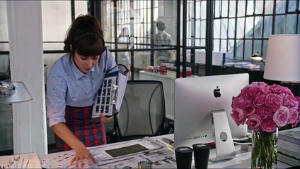 LE NOUVEAU STAGIAIRE - Bande-annonce VO