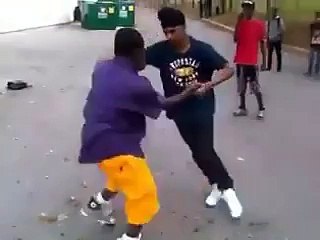 Abroad Ch Bache Ki Sikh rahe ne