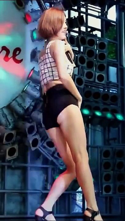 Korean Girl dance Bambino   Video Dailymotion