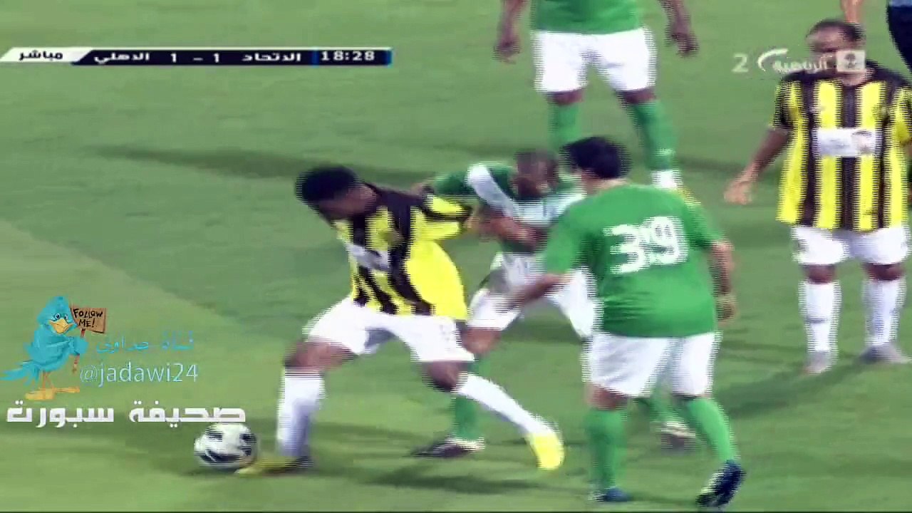 تحضين محمد نور ومهارة يوسف الثنيان + هدف الاتحاد الثاني