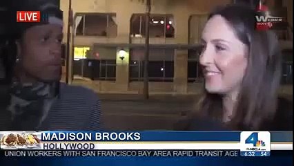 Et yemeyip Kemik yiyen kadın