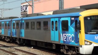 Metro & Vline trains at Sunbury - Melbourne Transport