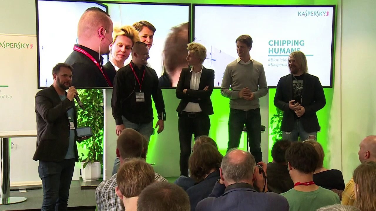 IFA 2015: Kluge Uhren und superscharfe Displays