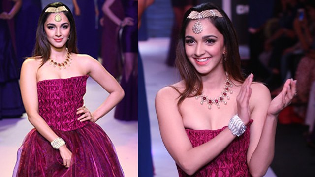 Kiara Advani Walks The Ramp At IIJW Fashion week