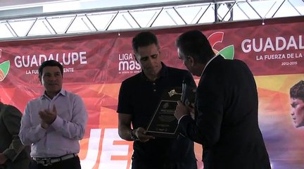 Ciclistas Induráin y Alcalá impulsan el deporte