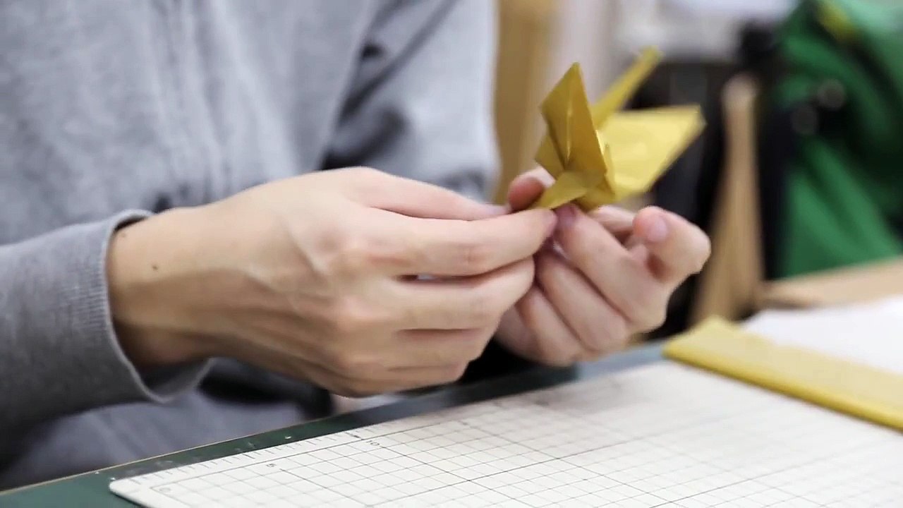 DANCING PAPER