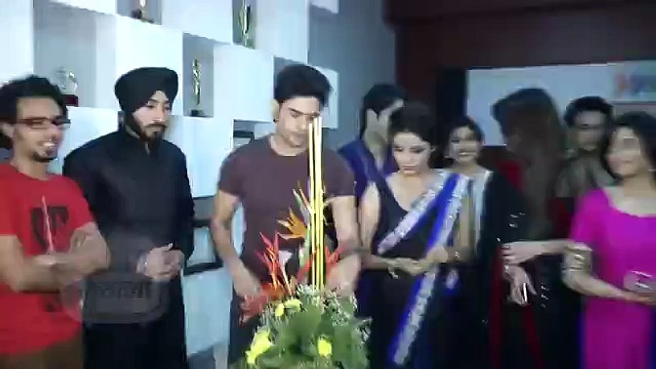 Rajeev Khandelwal , Anikta Bhargava , Megha Chatterjee, Bikramjeet Kanwarpa, Karitika kamra  Reporters Completes 100 Episodes Cake Cutting and Celebration  Sony TV