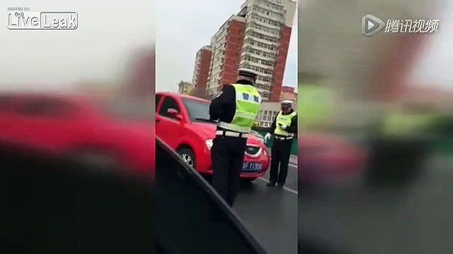 F**K the police... in China - Driver Flees After Attempted Inspection