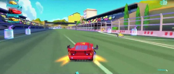 CARS 2 Lightning McQueen & his friends Tow Mater Francesco Bernoulli Drifts Races !
