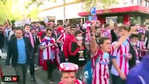 Intercambio de insultos en la llegada de la afición atlética | REAL MADRID 1 - ATLÉTICO 0