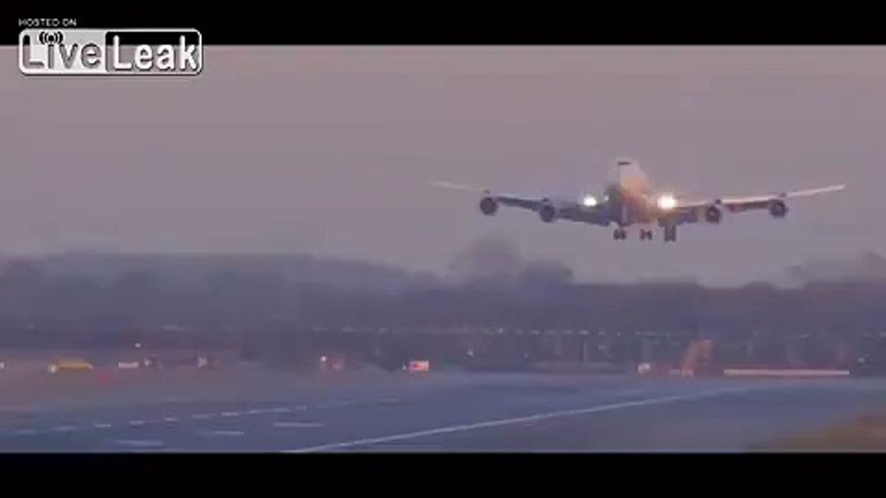 Virgin 747 Huge Bounce Landing