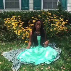 AlliCattt AlliCattt goes on a picnic w Pocahontas. F⭕ll⭕w Motivation Nation & JohnBasedow for more great vines!