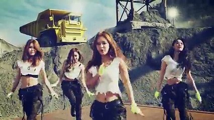GIRLS`GENERATION少女時代 - Catch Me If You Can_ Music Video