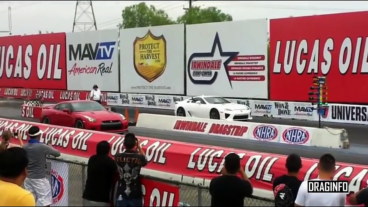 Nissan GTR vs Lexus LFA Drag Race