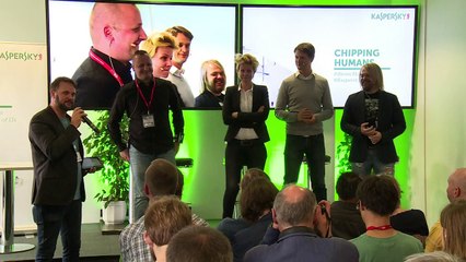 Avec leur puce sous la peau, les "cyborgs" interrogent l'IFA