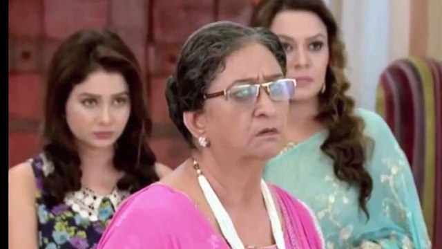 Kumkum Bhagya 4th September 2015 Pragya Threatens Alia And Tanu With Knife