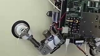 Newlaunches.com - Wall climbing robot