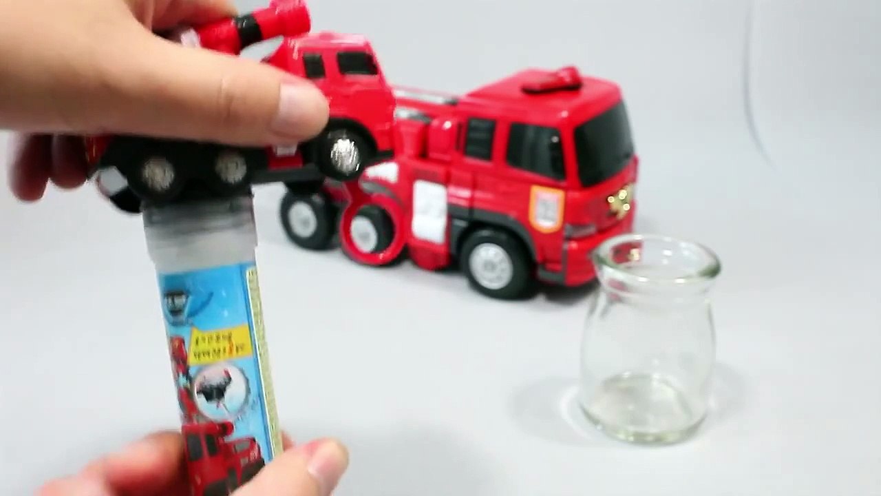 또봇 r 물총 놀이 변신 자동차 로봇 장난감 또봇14기 13기 12기 11기 10기 전체 또봇 Tobot Robot Car Toys 또봇 おもちゃ Игрушки