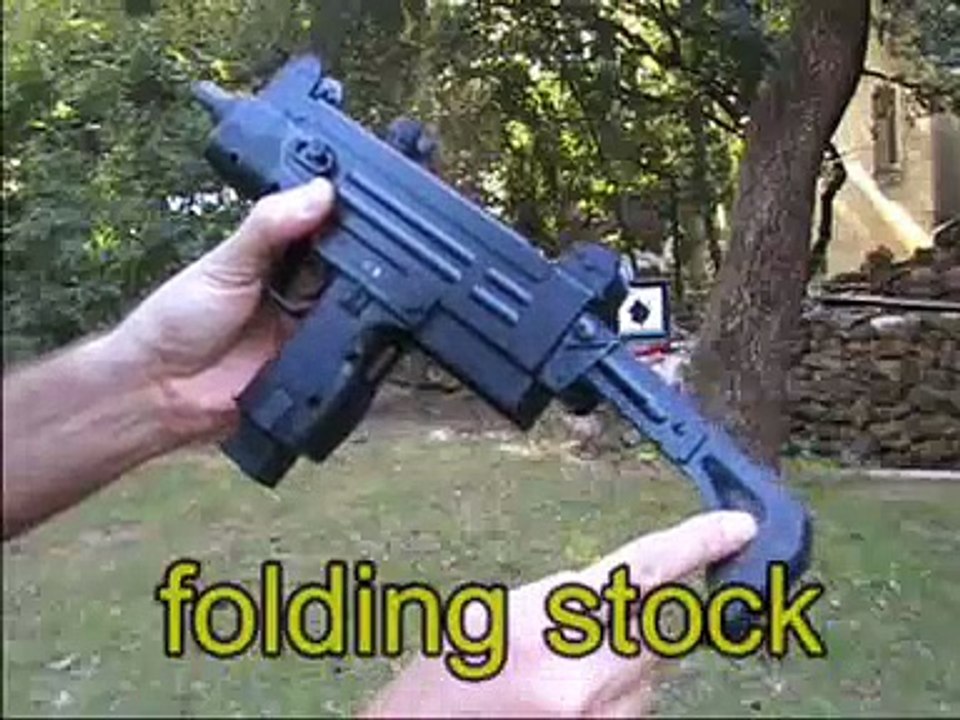 Airsoft mini UZI SMG