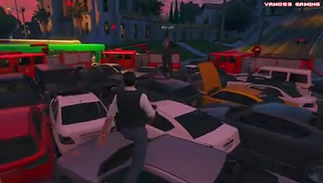 GTA 5 Online Funny Moments - Car Pile Explosion, Dump Truck Glitch, Would You Look at That!