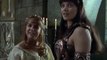 Xena besa a Gabrielle boda (Return of Callisto) 2x05