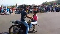 Amazing one wheeling stunt with only one tyre