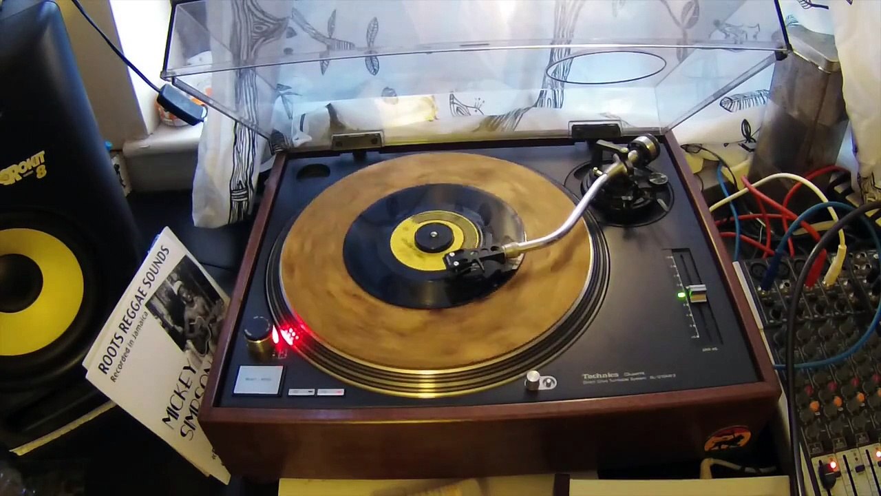 Mickey Simpson - Don't Cry + Don't Cry Dub