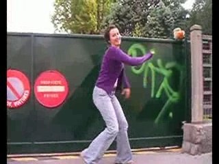 Michael Youn - Fous ta cagoule