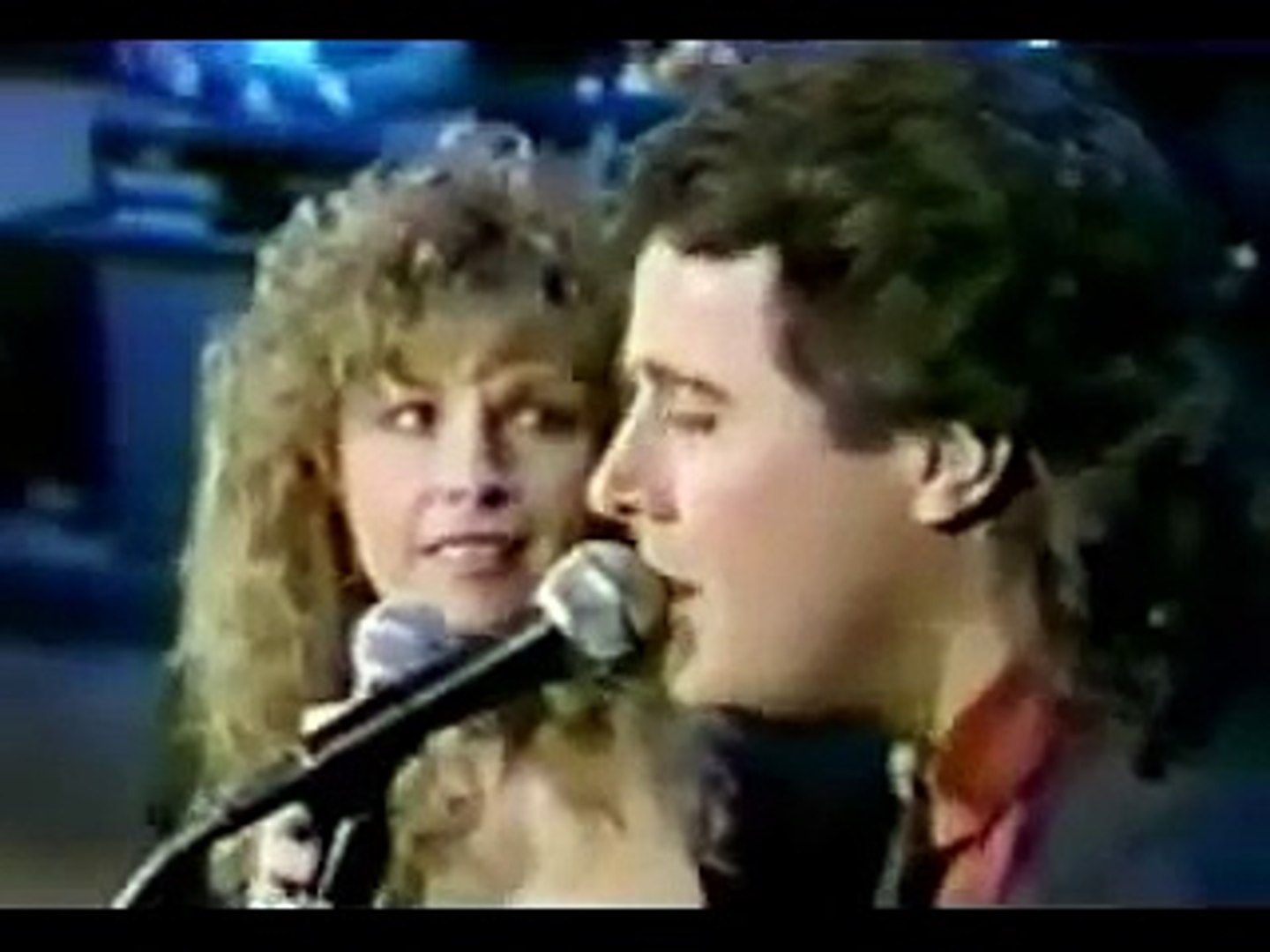 Vince Gill and Patty Loveless, When I Call Your Name - video 