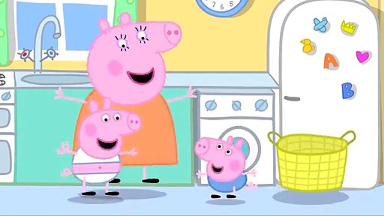 Peppa Pig Washing (Football Episode!)