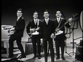 The Four Season & Frankie Valli hits live Sherry, Rag doll, Walk