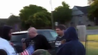 White guy with NIGGER shirt vs blacks.