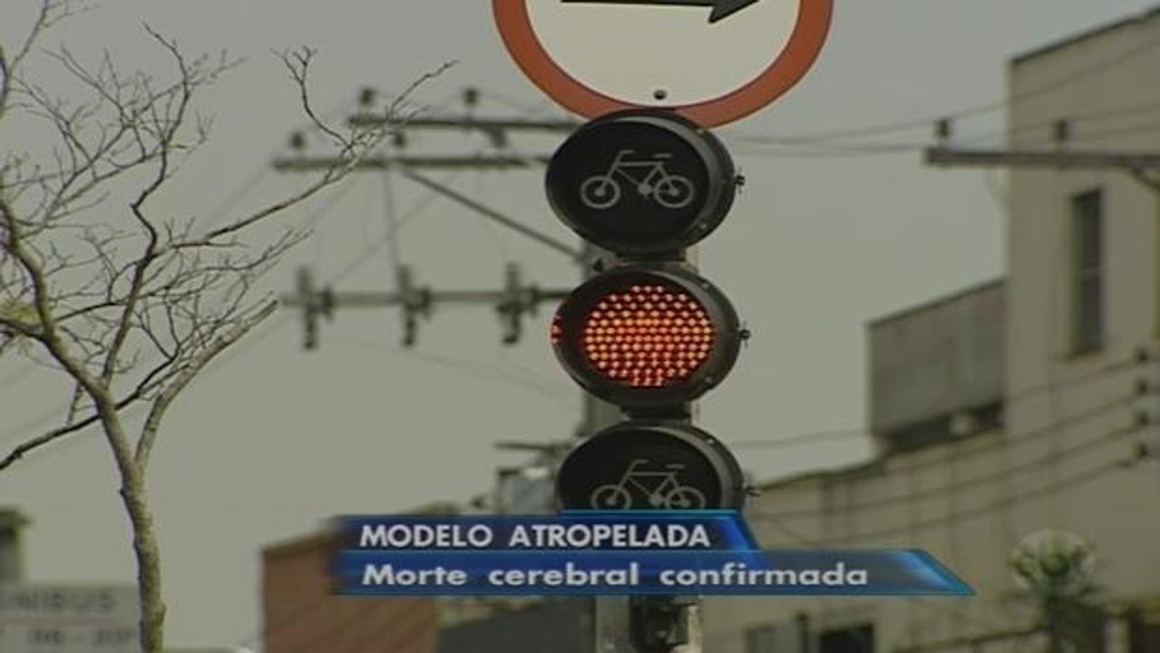 Modelo atropelada por ônibus em São Paulo tem morte cerebral