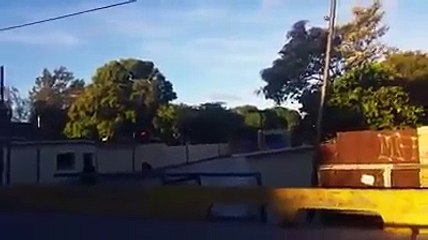 Asaltan a la señora de las empanadas en Juchitan Oaxaca.