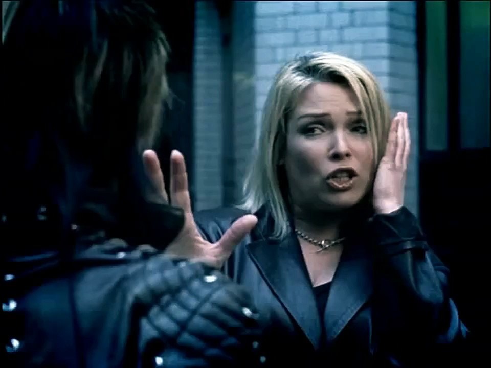 Nena And Kim Wilde - Anyplace Anywhere Anytime (2002) (HD)