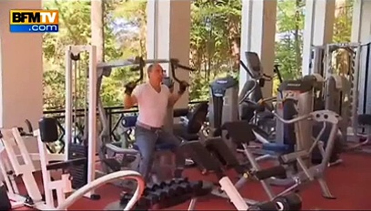 Vladimir Poutine fait de la muscu