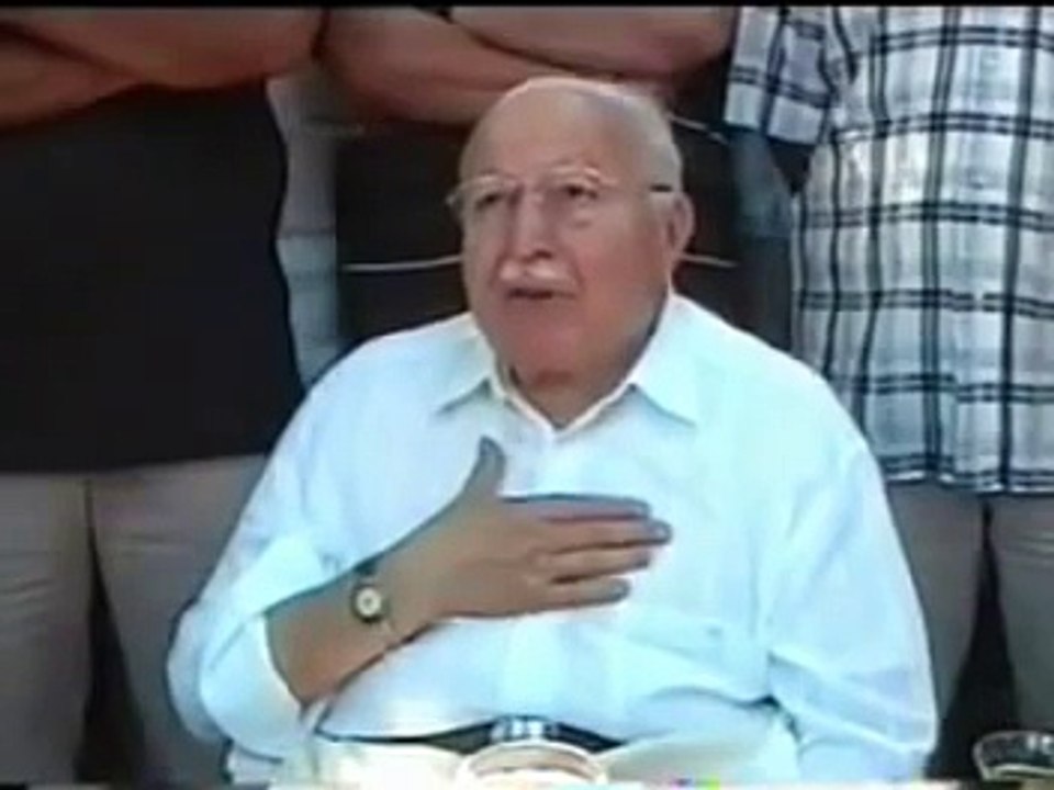 Tayyip İsrail ile bir olup İran'a Saldıracak | Necmettin Erbakan (2006)