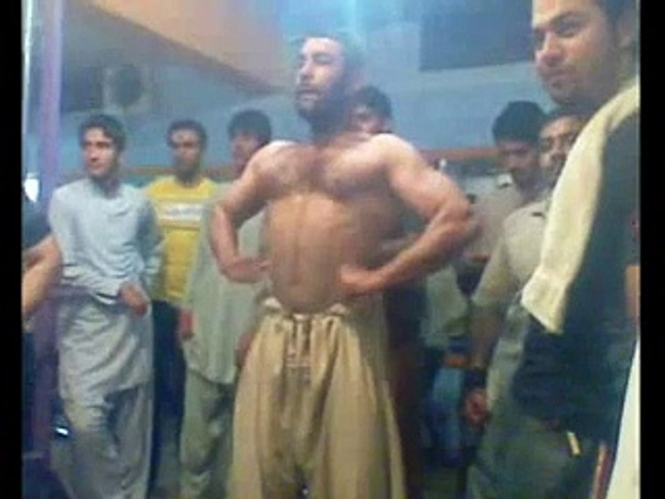 WALI POZING
