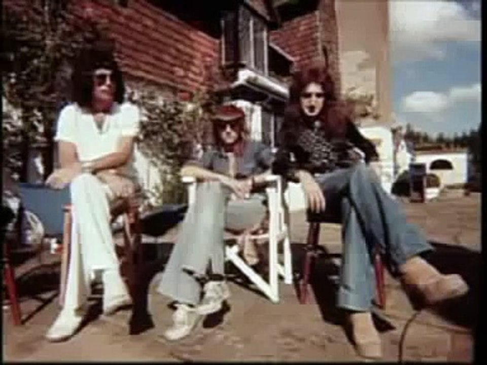 Queen - Lazing on a Sunday Afternoon