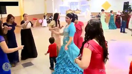 Beautiful Pashto tapay with girls Dance HD