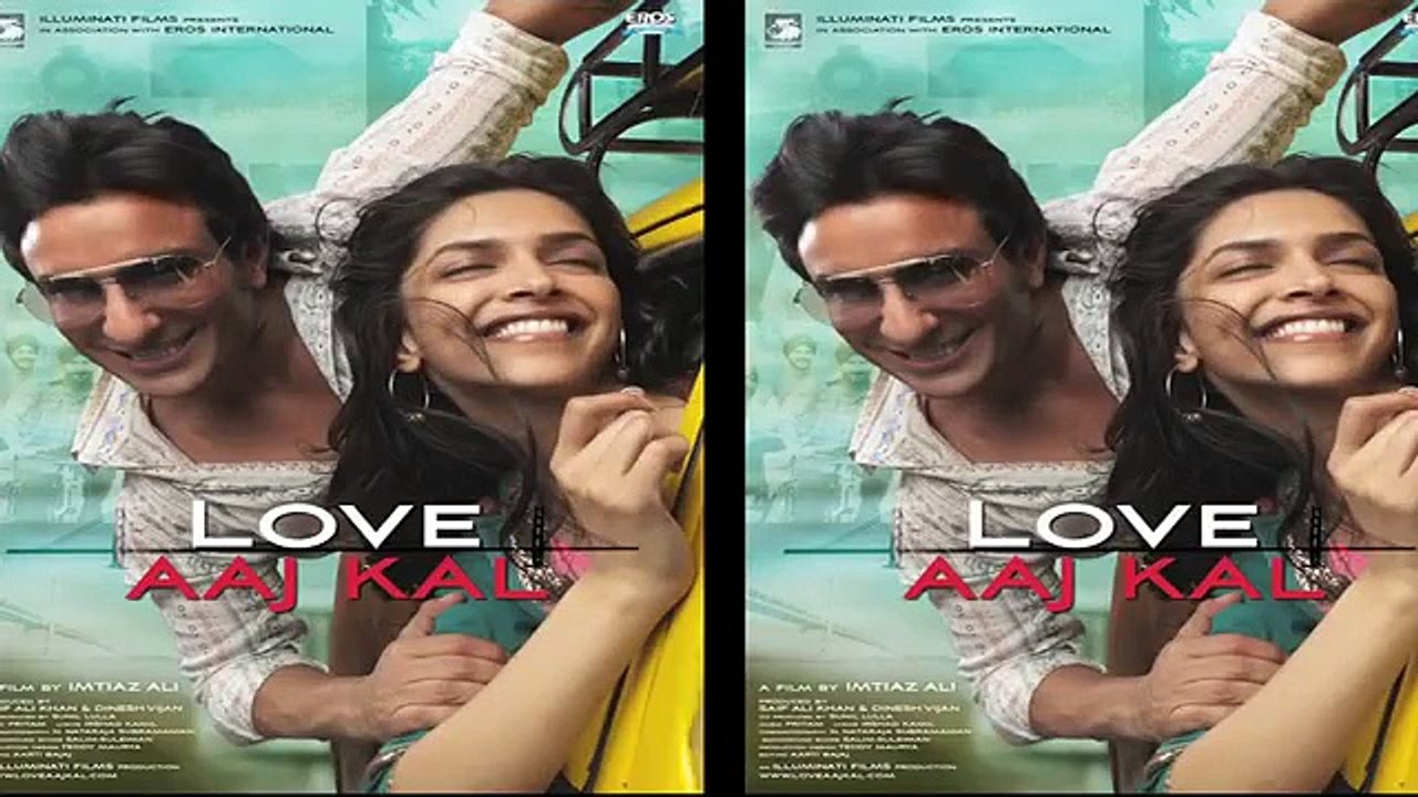 Oops HOT !!! Kareena Kapoor's HOT WARDROBE MALFUNCTION