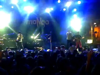 maNga   Dünyanın Sonuna Doğmuşum Manisa Konseri   10 08 2013