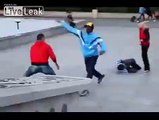 Guy takes down 4 black guys with KungFu