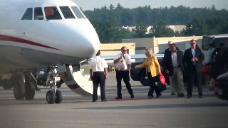 Hillary Clinton Gets Red Carpet Treatment Boarding Private Jet In NH