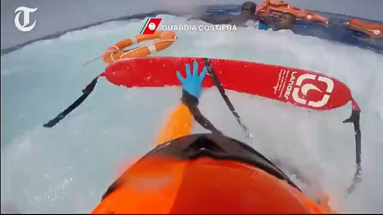 Talijani spašavaju imigrante na moru